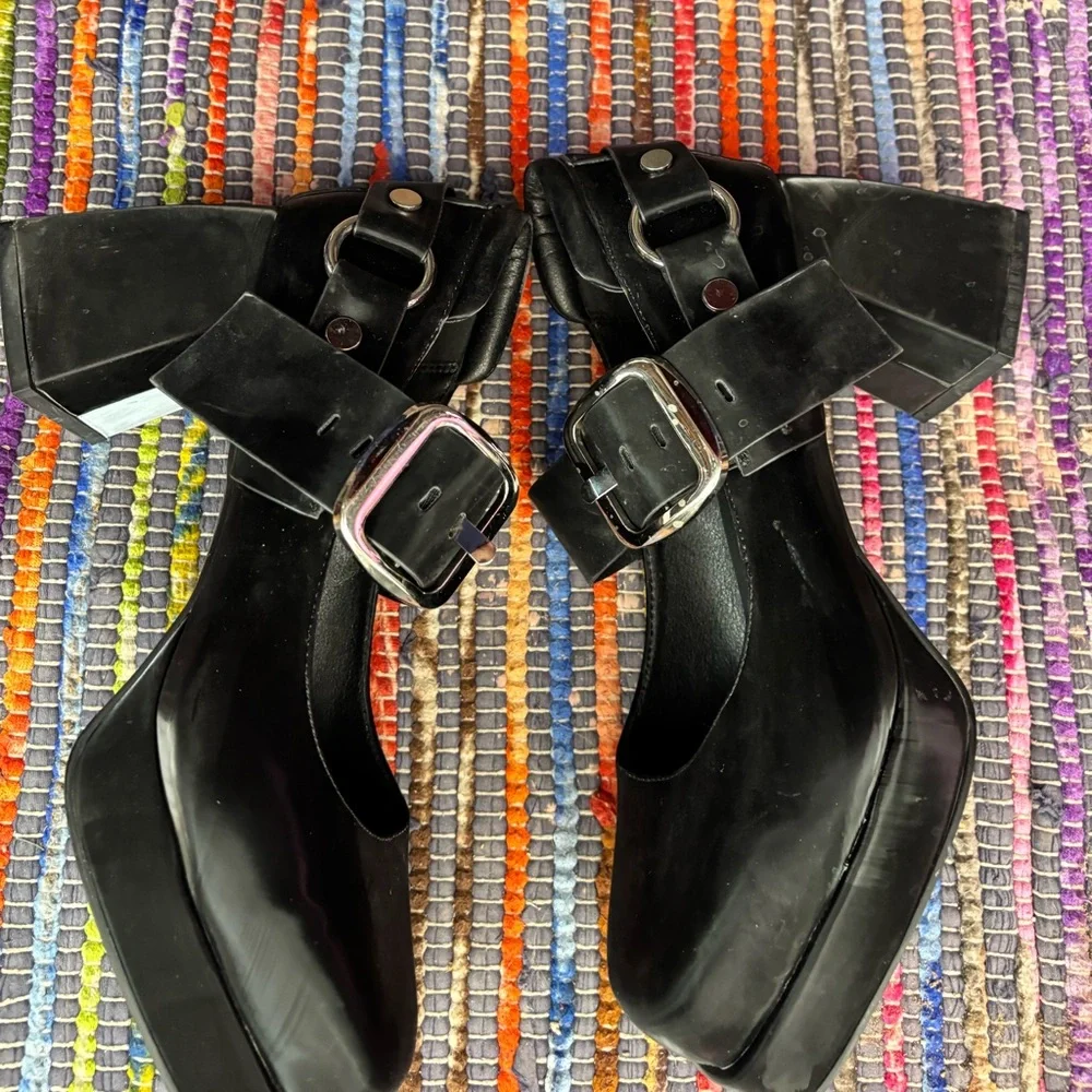 Disturbia | EUC witch kicks size us10 | Cherish Mary Janes Black Platform Shoes